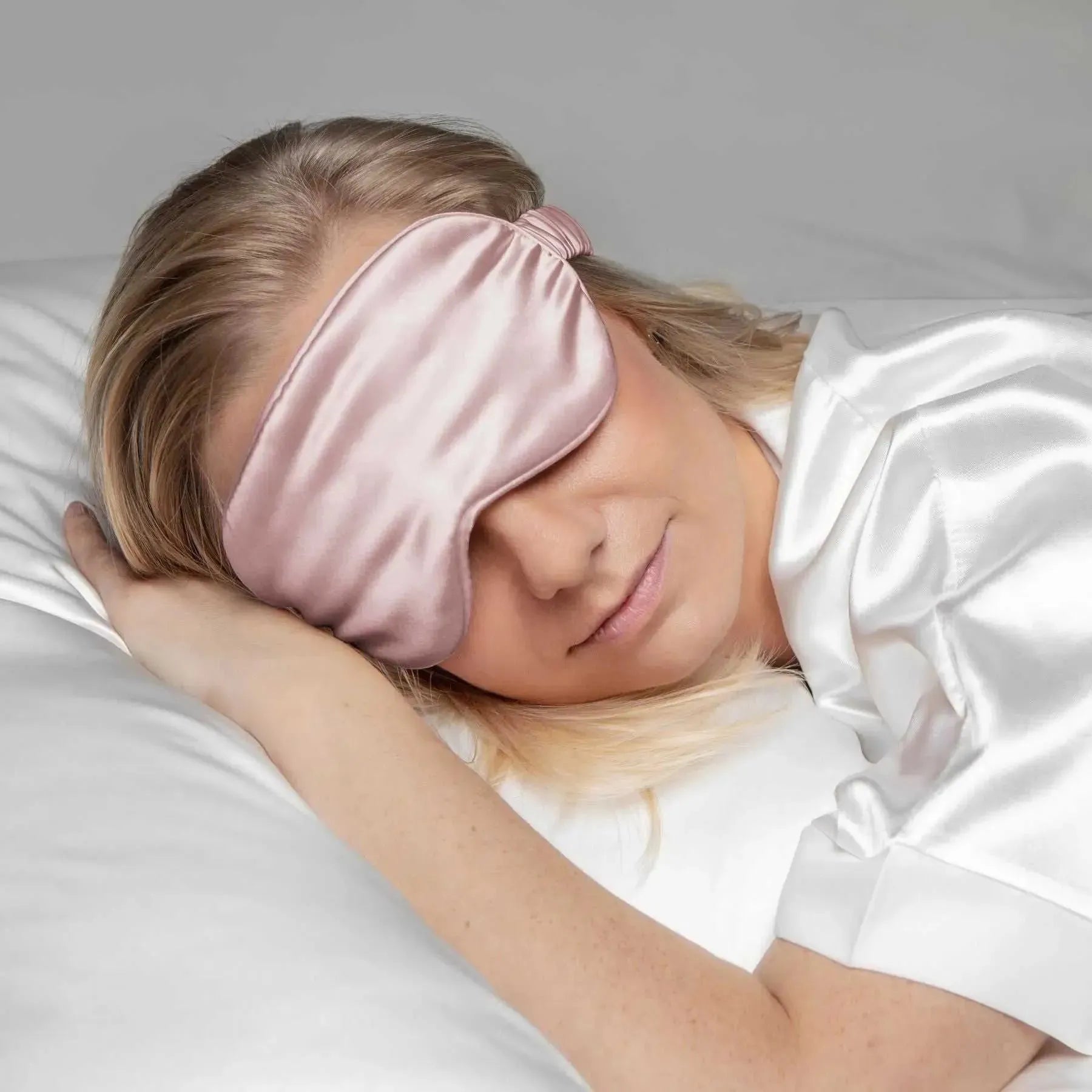 Blush Pink Silk Eye Mask - 22 Momme Pure Mulberry Silk Sleep Mask UK