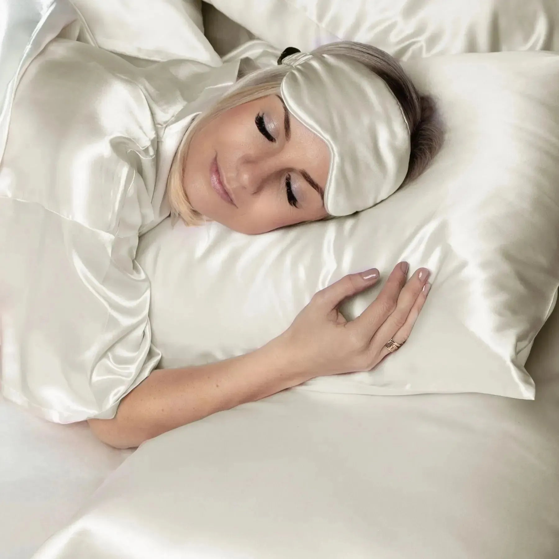 Ivory Silk Pillowcase - 22 Momme Pure Mulberry Silk Pillowcase UK