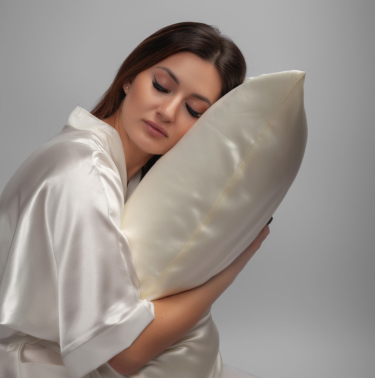Silk Pillowcases for Hair & Skin | 22 Momme | SilkSleek®